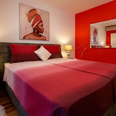 Villa Ancora For 102 Guests Villa Turanj